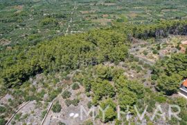 Građevinsko zemljište sa panoramskim pogledom u Dolu, Stari Grad, Land