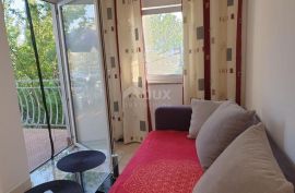 ISTRA, PEROJ Apartmanska kuća na 600m od mora!, Vodnjan, House