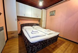 OPATIJA, VOLOSKO - kuća s tri stambene jedinice, 100m od mora, Opatija, Casa