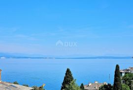 OPATIJA, CENTAR - stan od 100 m2, drugi red do mora, Opatija, Apartamento