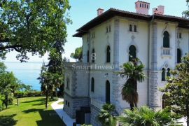 OPATIJA, STARA AUSTROUGARSKA VILA UZ MORE, Opatija, Haus