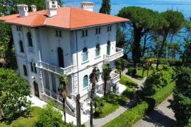 OPATIJA, STARA AUSTROUGARSKA VILA UZ MORE, Opatija, Haus