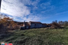 ISTRA,LABIN, STANCIJA SA 21,7 HA ZEMLJIŠTA, Labin, House