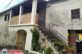 ISTRA, SENJ - BUZET, RENOVIRANA KAMENA KUĆA U NIZU, Buzet, House