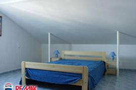 ISTRA,ROVINJ, KUĆA 500 M2 U BLIZINI CENTRA I OBALE, Rovinj, Casa