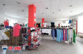 ISTRA, LABIN, POSLOVNI PROSTOR U CENTRU GRADA, Labin, Propiedad comercial