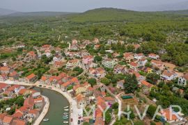 Građevinsko zemljište u Vrboskoj Sjever, Jelsa, Terra