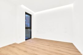 OPATIJA, stan 2S+DB s okućnicom, u luksuznoj novogradnji s bazenom (S1), Opatija, Appartment