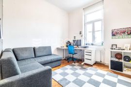 Zagreb, Kačićeva, odličan četverosoban stan NKP 97,50 m2, izvrsna lokacija, Zagreb, Appartment