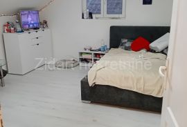 Ledine, Surčinska, kuća 130m2, Novi Beograd, Haus