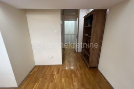 Lux Duplex Penthouse na granici Đerma i Liona, 157m2, Zvezdara, Stan