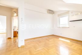 Zagreb, Srebrnjak, dvoetažni peterosobni stan NKP 200 m2, Zagreb, Flat