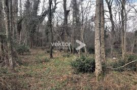 Risika, Vrbnik, građevinsko zemljište 1.350m2, Vrbnik, Land