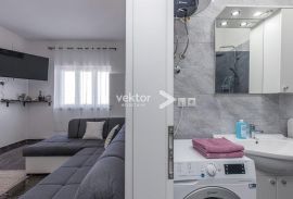 Kraljevica, dva apartmana s pogledom na more, Kraljevica, شقة