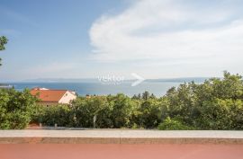 Crikvenica, kuća sa pet uređenih apartmana, Crikvenica, Ev