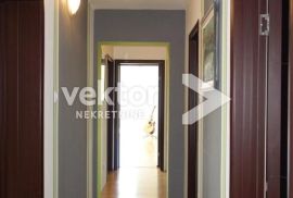 Stan, Jurdani, 91m2, 2-soban s dnevnim boravkom, Matulji, Appartment