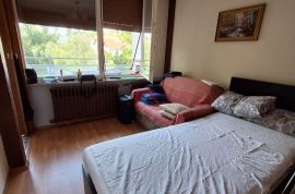 Zagreb, Gajnice, jednosobni stan 31 m2 + 5 m2 loggie, Zagreb, Appartamento