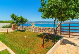 Villa, PRVI RED DO MORA, Čiovo, Trogir, Casa