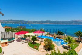 Villa, PRVI RED DO MORA, Čiovo, Trogir, Casa