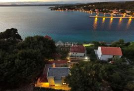 ŠIBENIK,ZLARIN - Jedinstvena vila s predivnim pogledom na more, Šibenik - Okolica, Famiglia