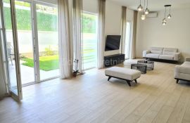 Lux novogradnja, Dedinje Beli Dvor 220m2, Savski Venac, Daire