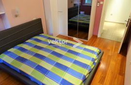 Opatija, 120m2, 2-soban s dnevnim boravkom, stara vila, Opatija, Apartamento