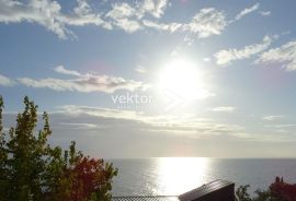 Opatija, 120m2, 2-soban s dnevnim boravkom, stara vila, Opatija, Apartamento