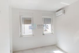 PRODAJA apartman Novalja 66,16 m2, prodaja, 350m od mora, bazen, Novalja, Kвартира