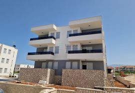 PRODAJA apartman Novalja 66,16 m2, prodaja, 350m od mora, bazen, Novalja, Kвартира