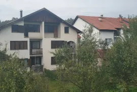 Titulo, Hadžići, Casa