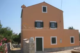 Punta Križa, Otok Cres - Kuća, 110 M2, Mali Lošinj, Ev