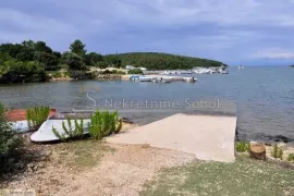 Punta Križa, Otok Cres - Zemljište, 27000 M2, Mali Lošinj, Земля