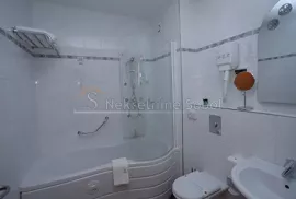 Crikvenica, Selce - Hotel, 5000 m2, Crikvenica, Poslovni prostor