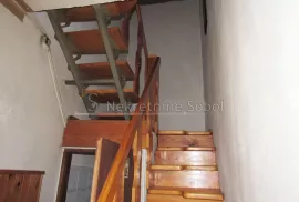 Belej, Verin - Kuća, 90.00 m2, Mali Lošinj, Casa