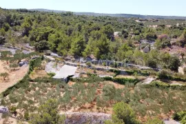 Brač Stražišće 1900 m2 poljoprivredno zemljište Splitska, Supetar, Terrain