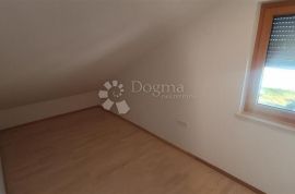 LUKSUZAN APARTMAN PORED MORA U POVLJANI, Povljana, Appartement