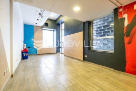 Zagreb, Vlaška, dvoetažni ulični poslovni prostor / lokal 35 m2, Zagreb, Commercial property