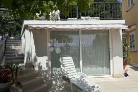 Stan Oprić 45 m², Opatija - Okolica, Wohnung