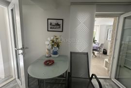 Stan Oprić 45 m², Opatija - Okolica, Wohnung