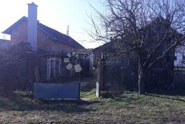 Kuća,100 m² + plac 345m²  B.P.Selo,Baranja, Petlovac, Дом