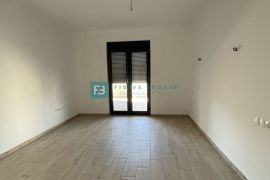 VODICE, novo, pogled, 350 m od mora, krovna terasa 127 m2, Vodice, Appartement