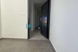 VODICE, novo, pogled, 350 m od mora, krovna terasa 127 m2, Vodice, Appartement