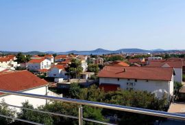 VODICE - dvoetažni stan, 105 m2 s panoramskim pogledom na otoke!, Vodice, Kвартира