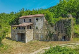 Motovun okolica, kuća za adaptaciju okružena prirodom, Motovun, بيت