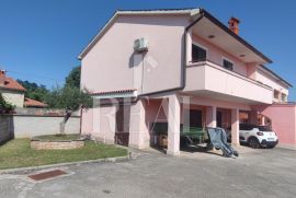 Štokovci DVIJE KUĆE  327m2, garaže, konoba !, Svetvinčenat, Casa