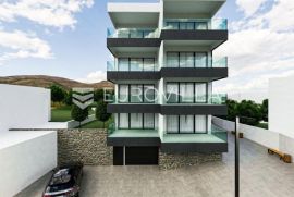 Opatija, trosobni stan u prizemlju s vrtom, NKP 95 m2, vrt, garaža, Opatija, Apartamento