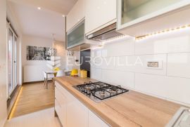 Slovenska/Ulica grada Mainza, novogradnja, penthouse 170 m2 najam, Zagreb, Stan