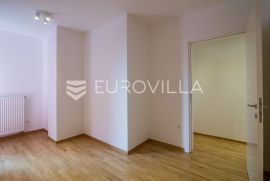 Slovenska/Ulica grada Mainza, novogradnja, penthouse 170 m2 najam, Zagreb, Stan