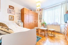 Zagreb, Stenjevec, dvoetažni stan u obiteljskoj kući 149 m2, Zagreb, Appartement