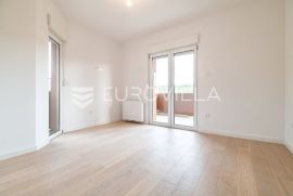 Zagreb, Čret, prostran trosoban stan NKP 105 m2, Zagreb, Appartement